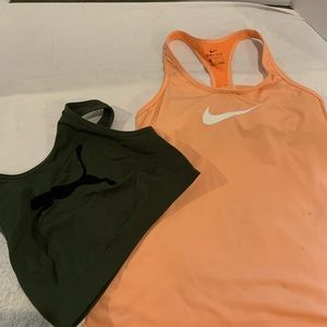 Puma gray sports bra and Nike woman’s Pro fit trainer tank top bundle . Sz Med